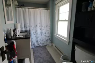 159 Roosevelt St, Hartford, CT 06114 - Photo 9