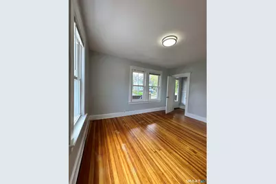 21 Wakelee Avenue, Shelton, CT 06484 - Photo 11
