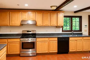 87 Jockey Hollow Rd, Monroe, CT 06468 - Photo 7