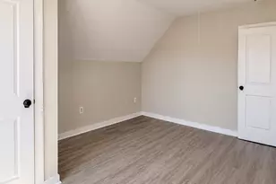 187 Hart St, New Britain, CT 06052 - Photo 7