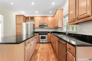 3 Tobins Ct, Danbury, CT 06810 - Photo 7