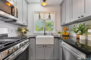 98 Valley Rd, Greenwich, CT 06807 - Photo 11