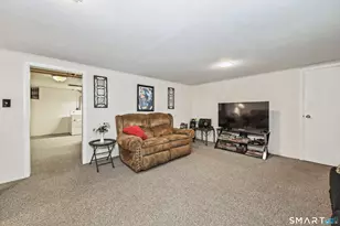 416 Tudor St, Waterbury, CT 06704 - Photo 23