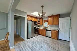 41 Quince St, Bridgeport, CT 06606 - Photo 9