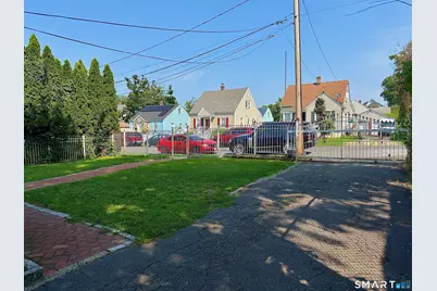 41 Quince Street, Bridgeport, CT 06606 - Photo 5