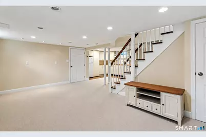 64 Meadowbrook Road, West Hartford, CT 06107 - Photo 17