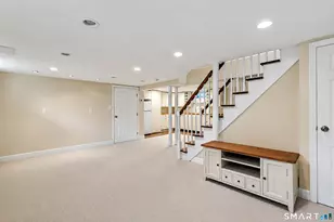64 Meadowbrook Rd, West Hartford, CT 06107 - Photo 17