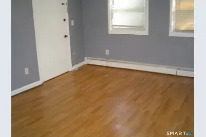 380 Blatchley Avenue #1st Floor, New Haven, CT 06513 - Photo 5