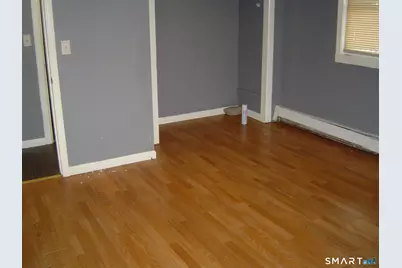 380 Blatchley Avenue #1st Floor, New Haven, CT 06513 - Photo 13