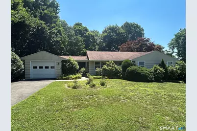 28 Clearview Circle, Naugatuck, CT 06770 - Photo 1