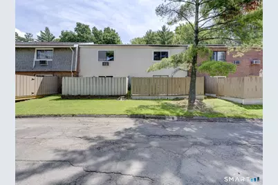 132 Sutton Place #132, Bloomfield, CT 06002 - Photo 33