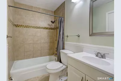 132 Sutton Place #132, Bloomfield, CT 06002 - Photo 25
