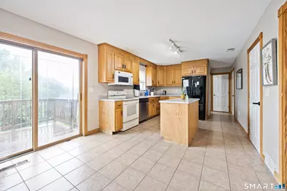 14 Jason Court, Naugatuck, CT 06770 - Photo 9