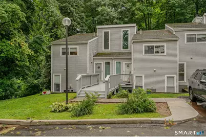 31 Glenview Drive #31, Cromwell, CT 06416 - Photo 17