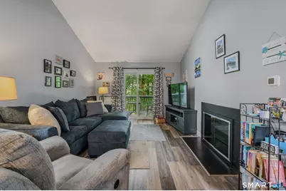 31 Glenview Drive #31, Cromwell, CT 06416 - Photo 5