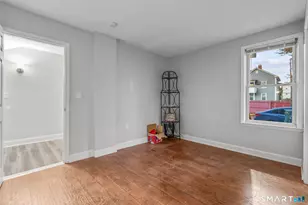 87 Amity St, Hartford, CT 06106 - Photo 7