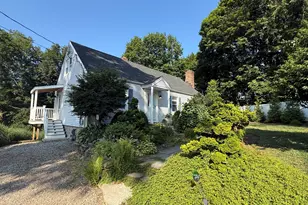 111 Mill Hill Rd, Fairfield, CT 06824 - Photo 5