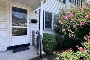 212 Sylvan Knoll Rd, Stamford, CT 06902 - Photo 1