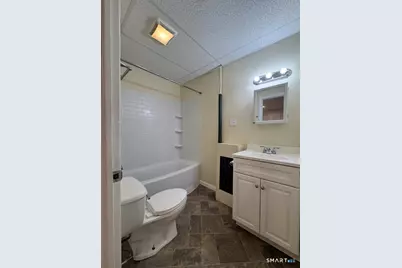 144-146 Montauk Avenue, New London, CT 06320 - Photo 7