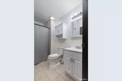 184 Kaynor Drive #D, Waterbury, CT 06708 - Photo 5