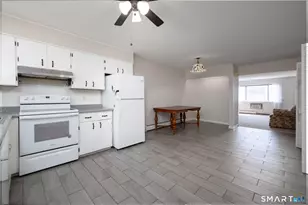 184 Kaynor Dr, Waterbury, CT 06708 - Photo 3