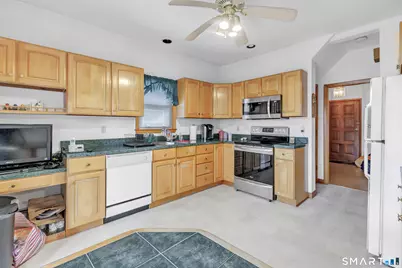 87 Yale Street, Stratford, CT 06615 - Photo 23
