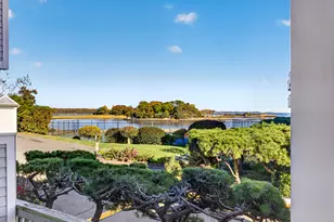 2 Mansfield Grove Rd, East Haven, CT 06512 - Photo 1