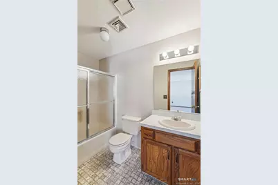 17 Oak Forest Drive #2, Manchester, CT 06042 - Photo 31