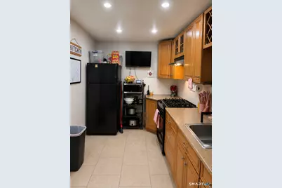 46 Pond Street, Waterbury, CT 06706 - Photo 3