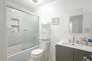 17 Avon Ln, Stamford, CT 06907 - Photo 9