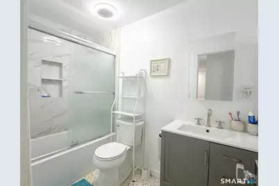 17 Avon Lane, Stamford, CT 06907 - Photo 13