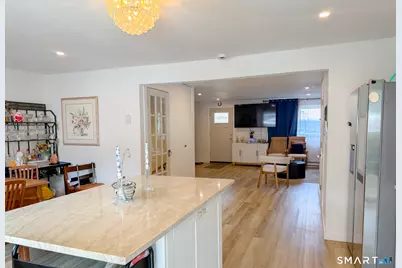 17 Avon Lane, Stamford, CT 06907 - Photo 5