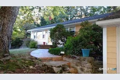 19 Sunshine Road, Waterford, CT 06375 - Photo 9