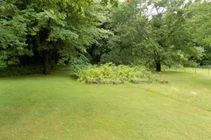 67 W District Rd, Farmington, CT 06085 - Photo 23