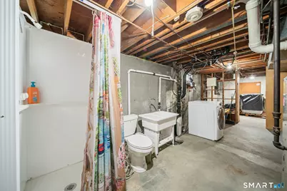 5 Redwood Street, Enfield, CT 06082 - Photo 33