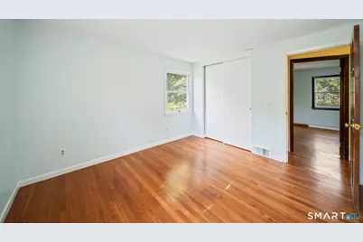 5 Redwood Street, Enfield, CT 06082 - Photo 15