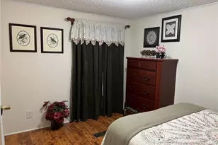 1070 Amity Rd, Bethany, CT 06524 - Photo 25