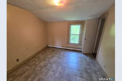 256 Hillside Avenue, Waterbury, CT 06710 - Photo 7