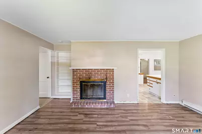 33 Assisi Way, Norwalk, CT 06854 - Photo 3