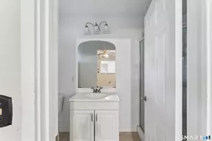 33 Assisi Way, Norwalk, CT 06854 - Photo 9
