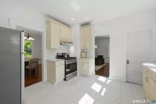 299 W Main St, Milford, CT 06460 - Photo 13