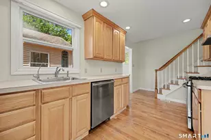 40 Manitook Dr, Oxford, CT 06478 - Photo 15