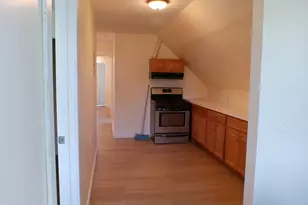1698 North Ave, Bridgeport, CT 06604 - Photo 7