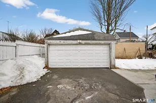 1440 Wood Ave, Bridgeport, CT 06604 - Photo 39
