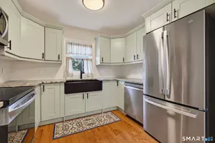 34 Sunrise Cir, Wallingford, CT 06492 - Photo 11