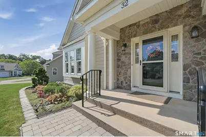 32 Dogwood Court #32, Rocky Hill, CT 06067 - Photo 3