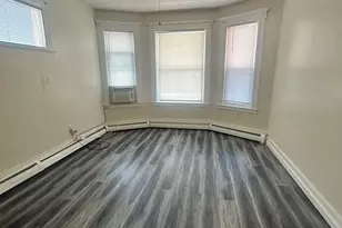 34-36 Barker St, Hartford, CT 06114 - Photo 5