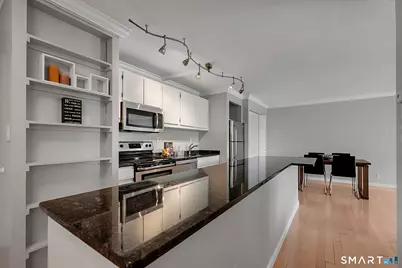 1 Gold Street #9D, Hartford, CT 06103 - Photo 9