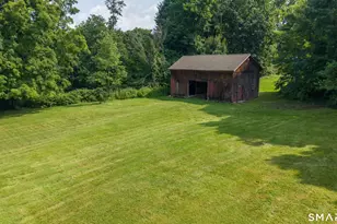 11 Warner Rd, Bridgewater, CT 06752 - Photo 15