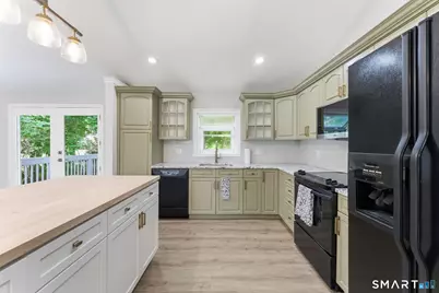 99 Pepperbush Way, Windsor, CT 06095 - Photo 5